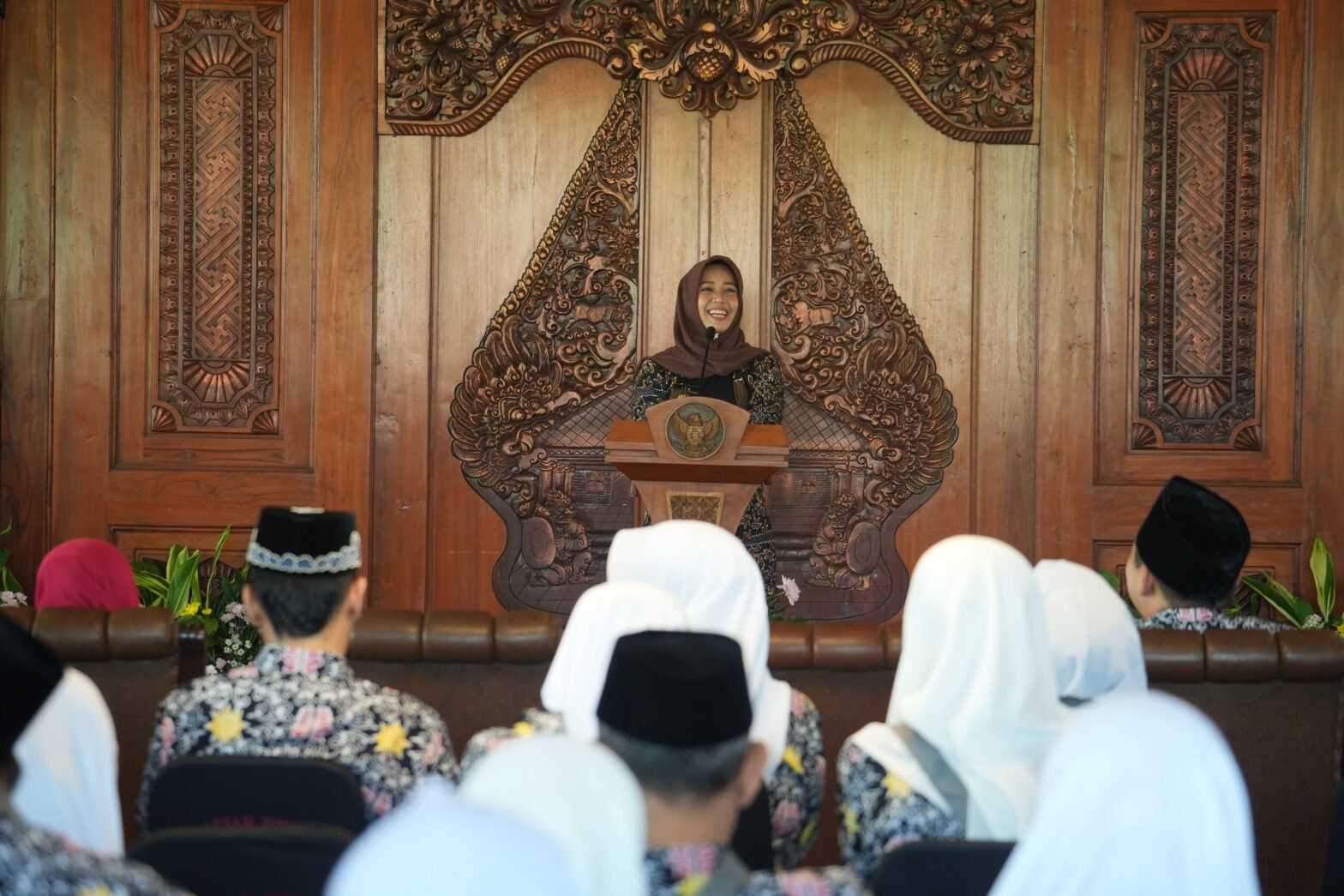 Menjadi Dua Kloter, Wali Kota Minta CJH Kota Mojokerto Legowo dan Khusyuk