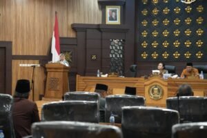 Wali Kota Mojokerto Sampaikan Jawaban atas Pemandangan Umum Fraksi DPRD Terkait Raperda Pertanggungjawaban APBD 2024