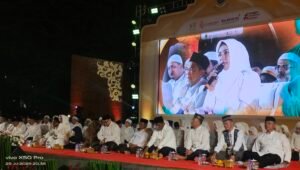 Ustazah Kharisma Yogi Noviana & Ustaz Muhammad Hamzah Warnai Peringatan Tahun Baru Hijriah di Kota Mojokerto