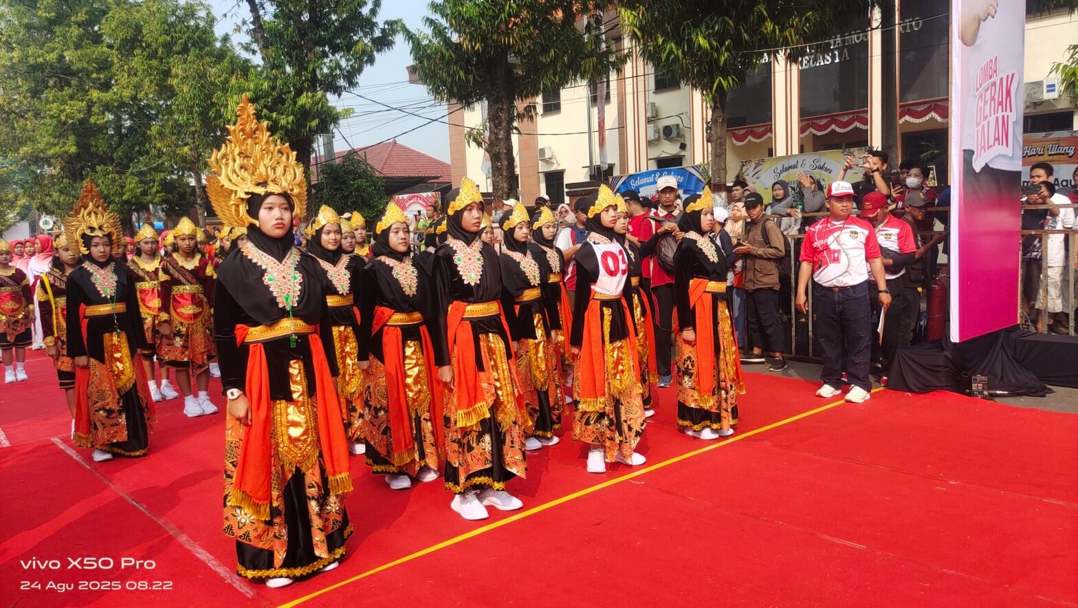 Peringati HUT ke 80 RI, Pemkot Mojokerto Gelar Lomba Gerak Jalan