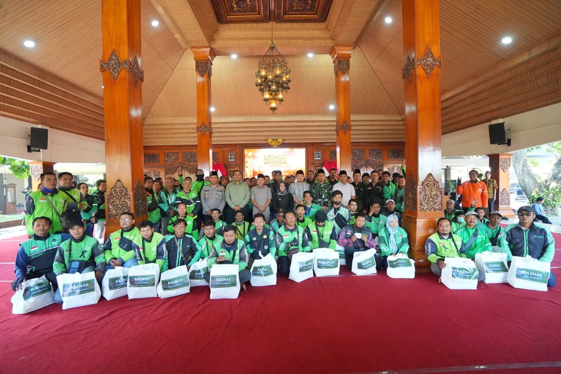 Satukan Hati, Forkopimda dan Ojol Kota Mojokerto Panjatkan Doa untuk Negeri