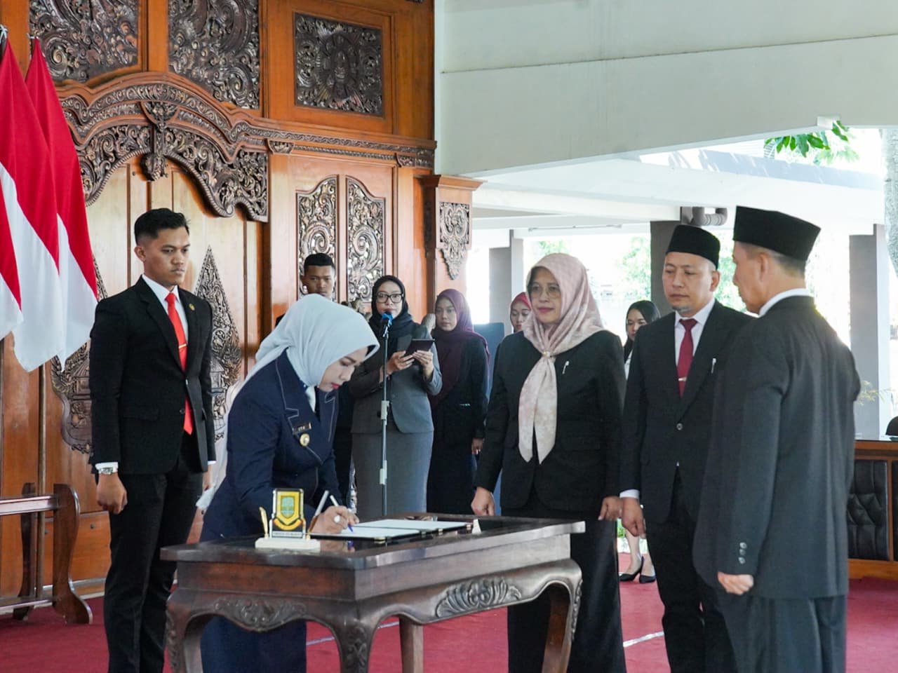 Wali Kota Mojokerto Mutasi 7 Kepala OPD dan Lantik 4 Pejabat Fungsional