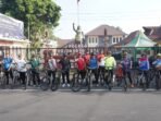 Ting Ting – Kring Kring, Kapolres Mojokerto Kota rutin Gowes Menyapa Masyarakat Pantau Kamtibmas
