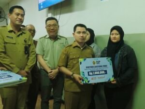 Buruh Pabrik Rokok Di Ngoro Terima BLT DBHCHT Rp 1 Juta, Bentuk Kesejahteraan Pekerja Industri