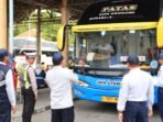 Polres Gresik Gandeng Dishub Gelar Ramcheck Armada Bus Jelang Nataru