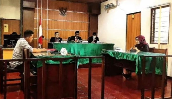 Kades Temon Keok Lawan Hukum Hadi Purwanto, Kedepan Kades Harus Patuh Persidangan & Transparan