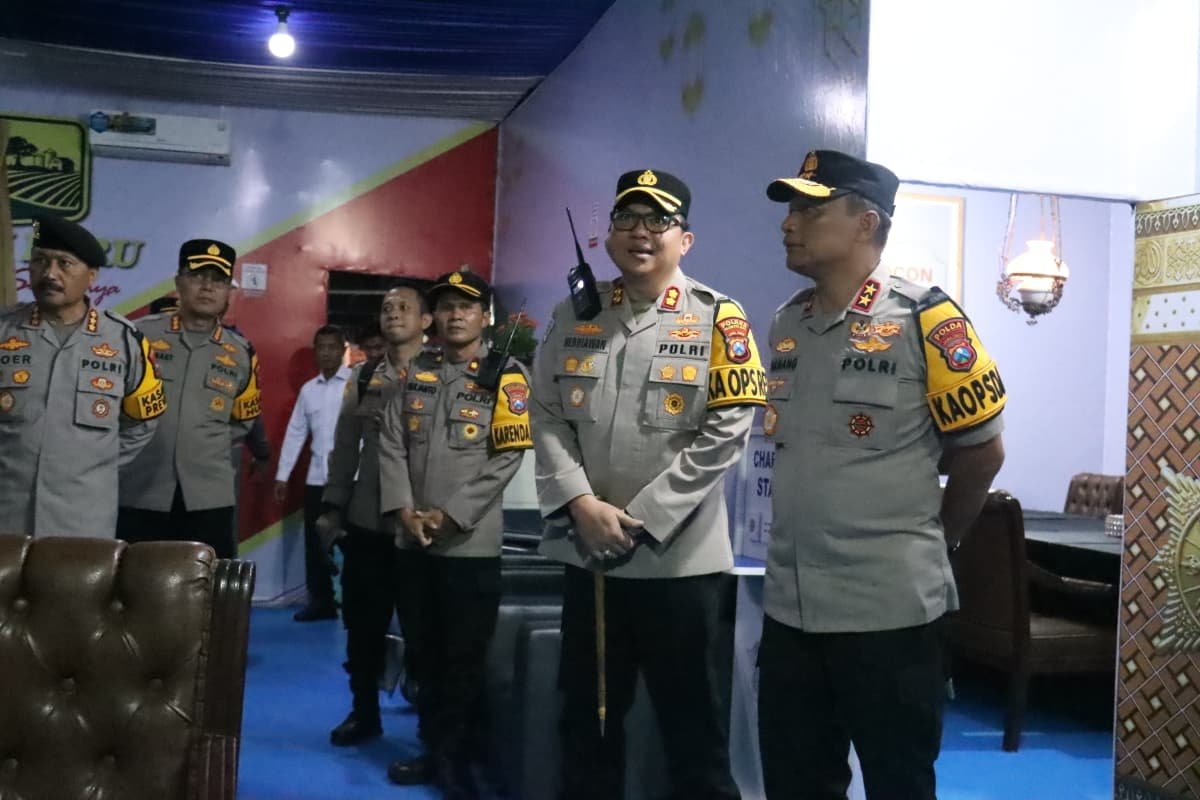 Pastikan Mudik Aman, Kapolda Jatim Tinjau Pos Yan terpadu Alun Alun Kota Mojokerto