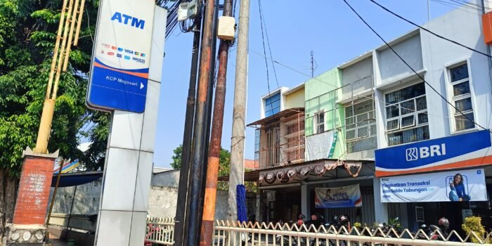 Stabilitas dan Kepercayaan Puluhan Tahun Jadi Alasan Nasabah Bertahan di BRI Unit Mojosari Mojokerto