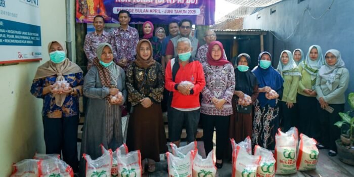 Pastikan Tepat Sasaran, Wali Kota Mojokerto Tinjau Penyaluran BPNT APBD