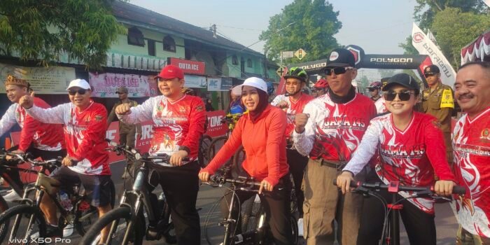 Gowes Bareng 700 Warga, Cara Baru DPRD Kota Mojokerto Serap Aspirasi