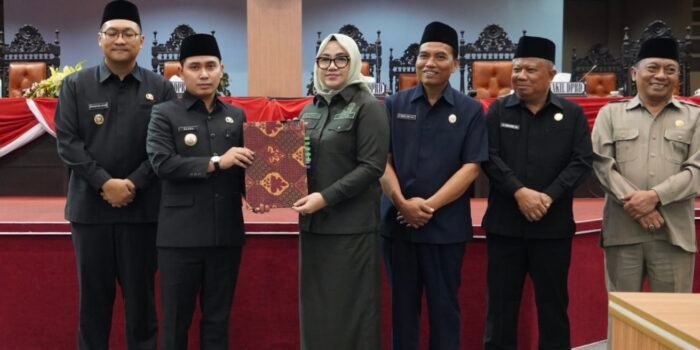 DPRD Mojokerto Sahkan LPJ APBD 2025, Pemkab Raih WTP Ke-12 Berturut-turut
