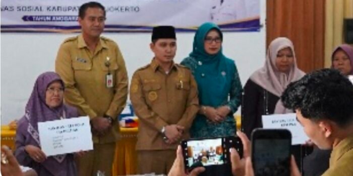 Pemkab Mojokerto Salurkan 67 Paket Bansos PKH, Sertai Pelatihan Kuliner agar Warga Mandiri