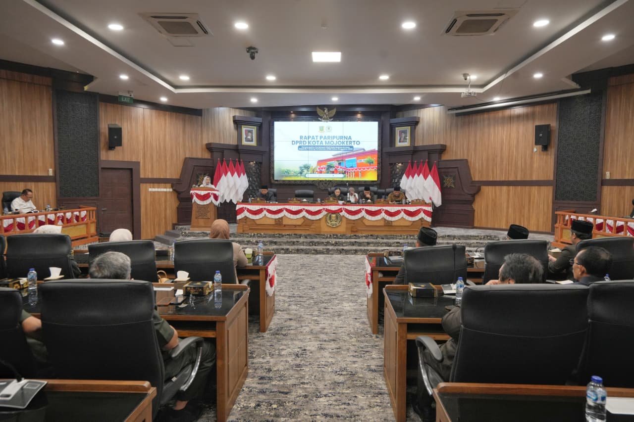 Wali Kota Mojokerto Ajukan Rancangan Perubahan APBD 2026 di Rapat Paripurna