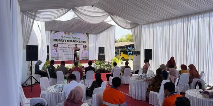 PT Padi Indonesia Maju Raih Penghargaan Perusahaan Tertib Ukur dari Bupati Mojokerto