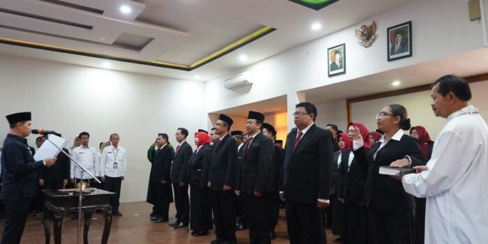 Bupati Mojokerto Lantik 28 Pejabat Fungsional, Dorong Transformasi Kerja Berbasis Kompetensi