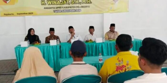Reses di Ngoro, Winajat Bahas Pokir Jalan hingga Bantuan Rp800 Juta untuk Sekolah