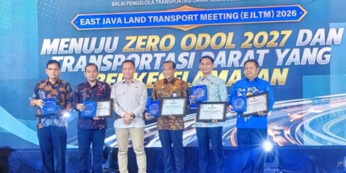 Pemkot Mojokerto Raih Dua Penghargaan Nasional Bidang Transportasi