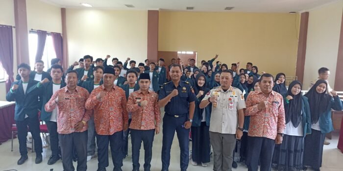 Gus Bupati Ajak Mahasiswa Berantas Rokok Ilegal, Setoran Cukai Mojokerto Rp2,3 Triliun