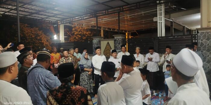 Sholawat Menggema di Kantor LBH Djawa Dwipa, Hadi Purwanto Santuni Puluhan Anak Yatim